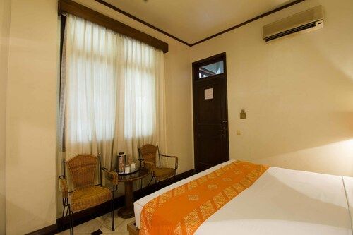 RedDoorz @ Dago, Bandung