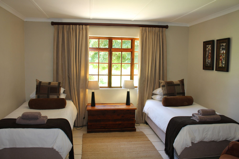 Travalia Guest Farm, Central Karoo