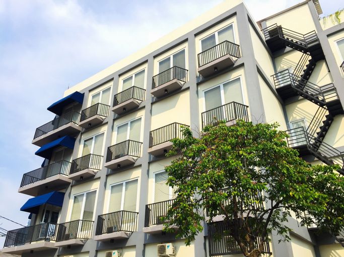 Topaz Residence, Jakarta Selatan
