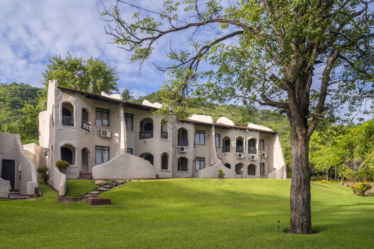 Caribbea Bay Resort, Kariba