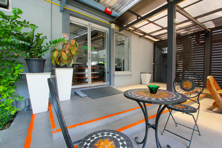 D Varee Xpress Makkasan Bangkok, Wattana
