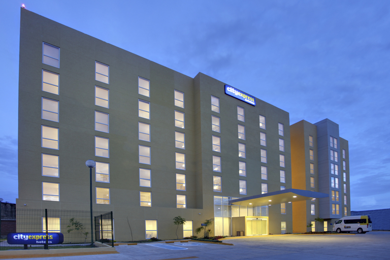 City Express Villahermosa, Centro