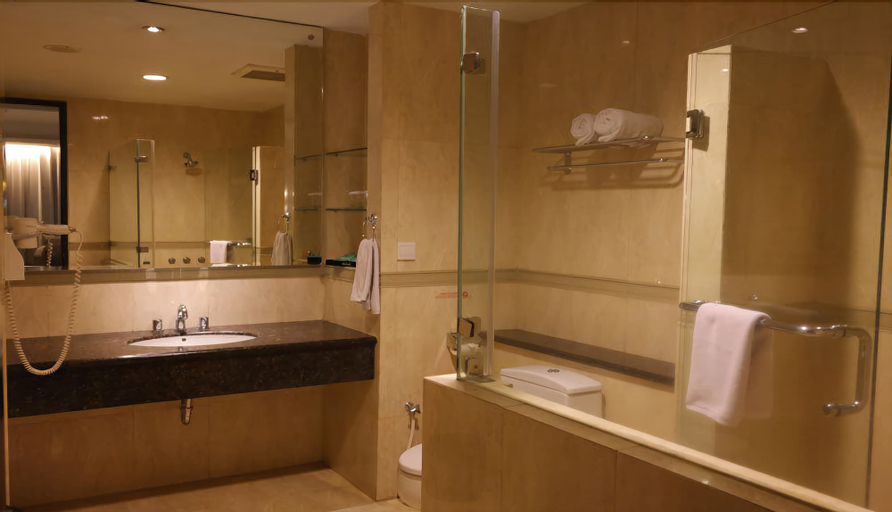 Grage Hotel Cirebon, Cirebon