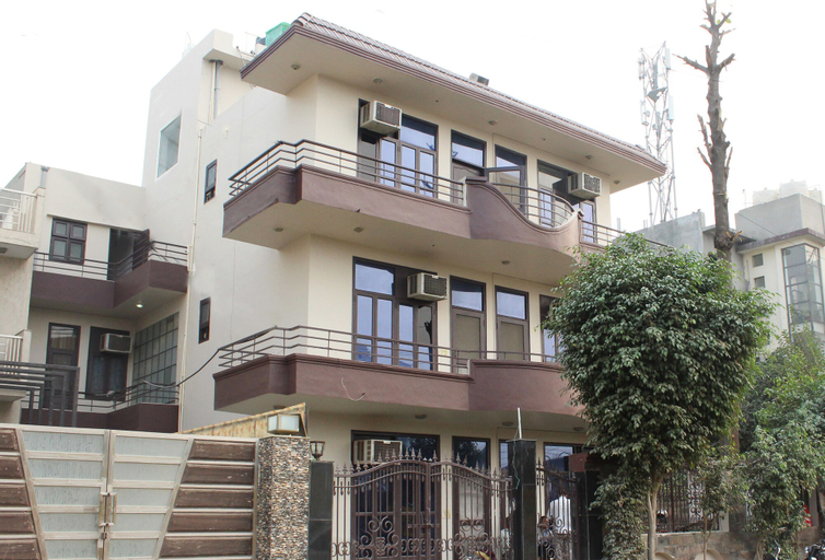 OYO 3251 Royal Inn, Gurgaon