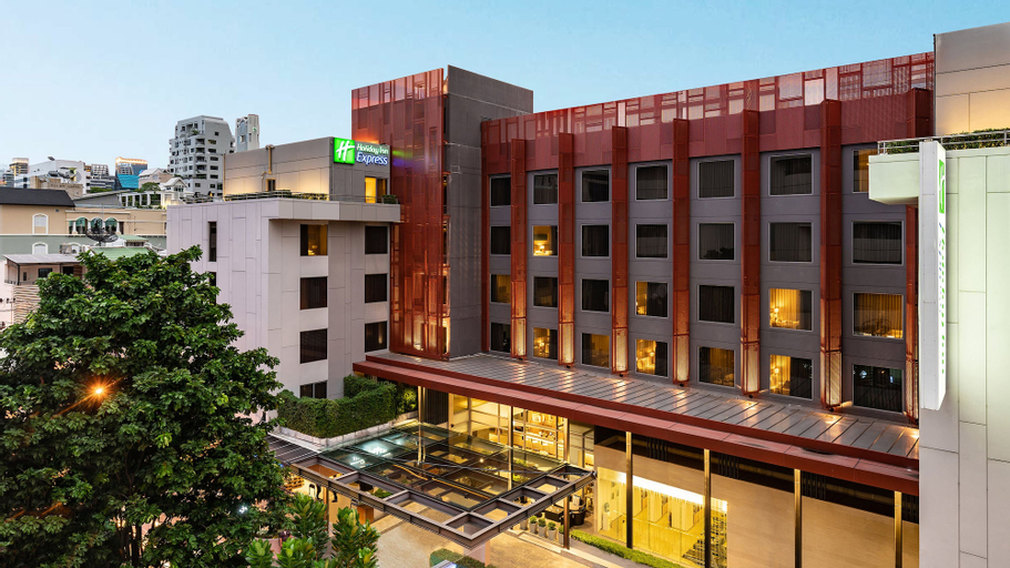 Holiday Inn Express Bangkok Sathorn, Sathorn