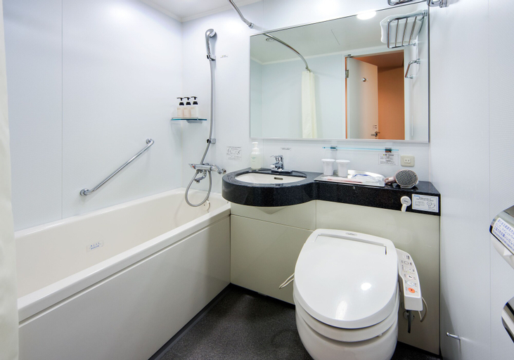 Bathroom 3