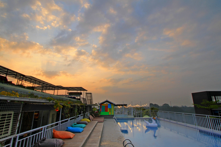 Grand Tjokro Premiere Bandung, Bandung