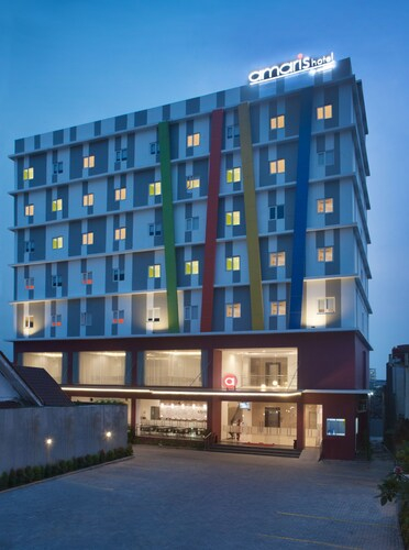 Lynn Hotel Serang, Serang