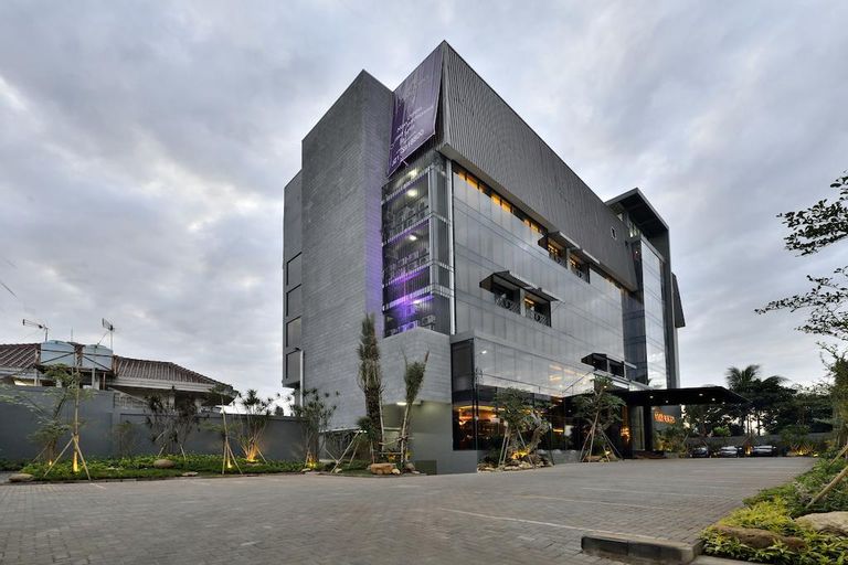 Amaroossa Cosmo Jakarta, South Jakarta