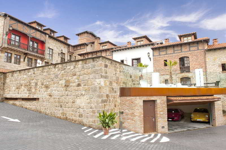 Costa Esmeralda Suites, Cantabria