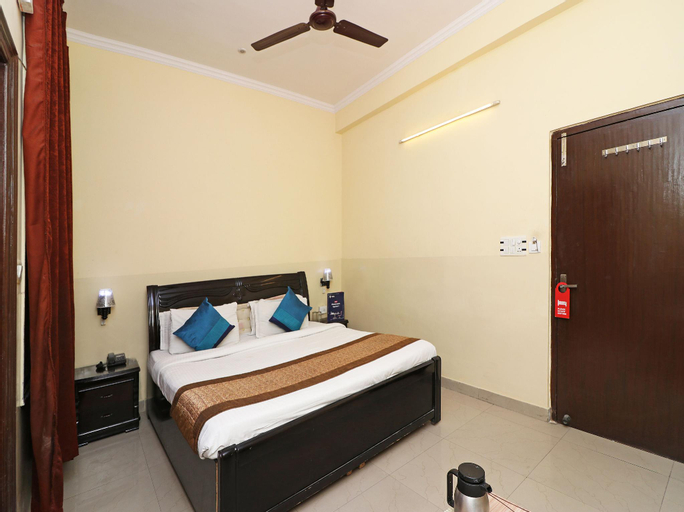 OYO 311 City Stay Hotel, Gautam Buddha Nagar