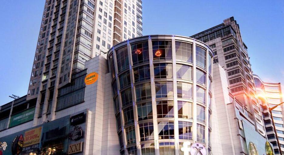 HARRIS Suites fX Sudirman, Central Jakarta
