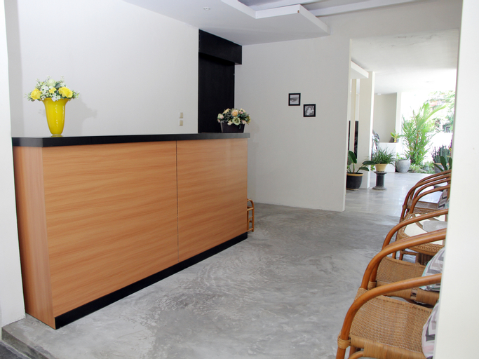 OYO 1098 Rego Hotel, Palu
