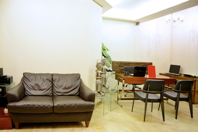 W Home Cipete, Jakarta Selatan