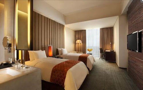 PO Hotel ( FKA Crowne Plaza Semarang ), Semarang