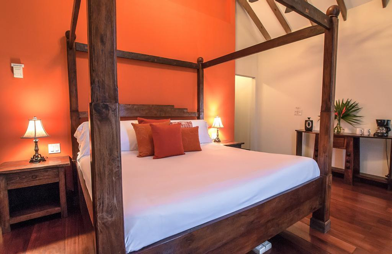 Mayoka Lodge, Roatán