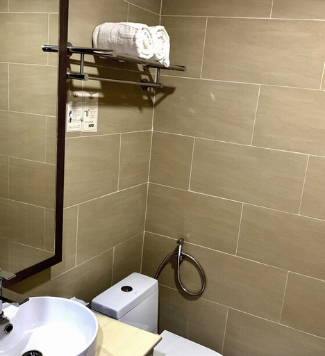 OS Hotel Edukits ( FKA Venesia Hotel ), Batam