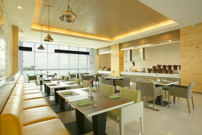 Santika Cikarang, Cikarang