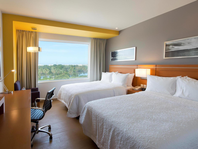 Hampton Inn & Suites by Hilton Paraiso, Paraíso