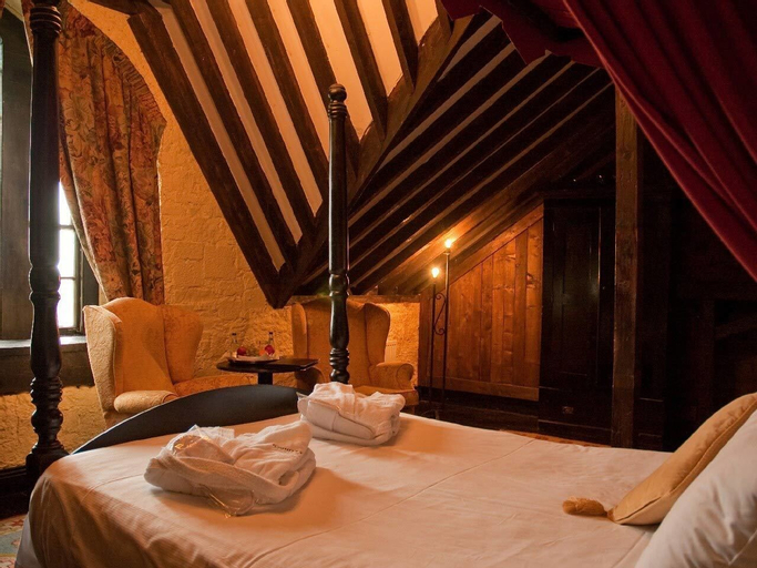 Kinnitty Castle Hotel,