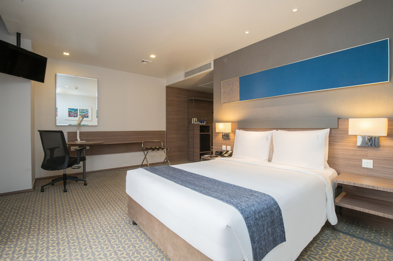 Holiday Inn Express Bangkok Sathorn, Sathorn