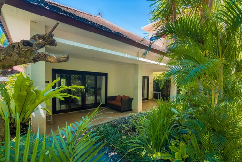 Padma Sari Hotel, Buleleng