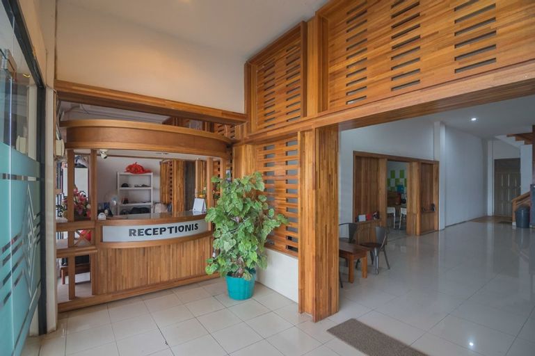 RedDoorz near Gajah Mada Pontianak, Pontianak
