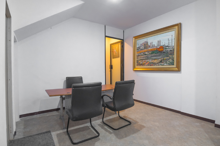 Reddoorz near ITC Mangga Dua, Jakarta Pusat