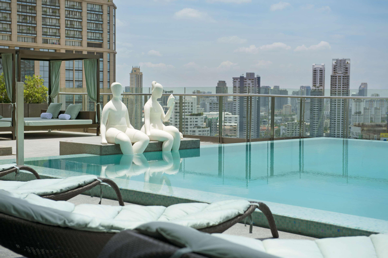Hilton Sukhumvit Bangkok, Khlong Toey