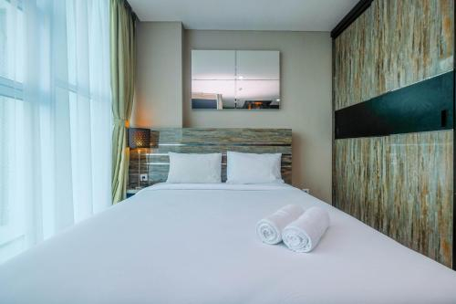 Cozy and Stylish Studio Apartment at Brooklyn Alam Sutera By Travelio, Tangerang Selatan
