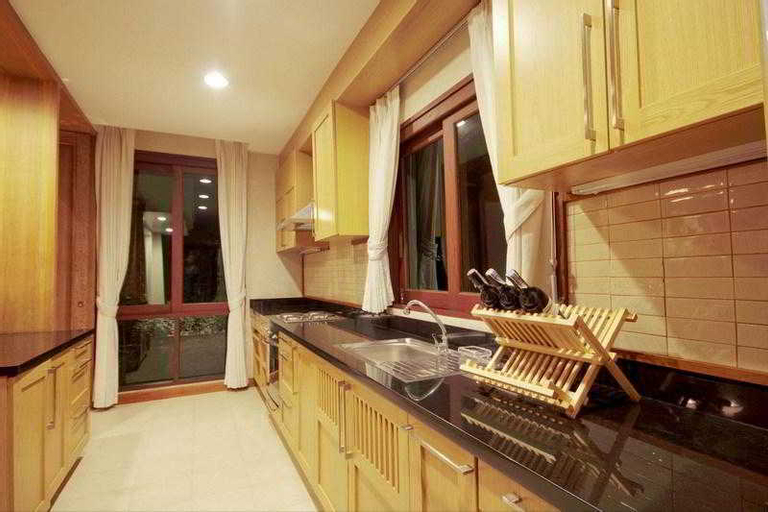 Royal Sammuk villas, Pattaya