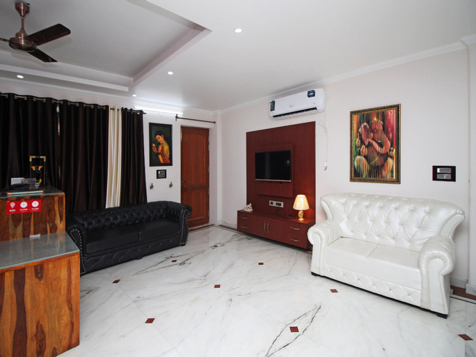OYO 8430 Absin Hospitality, Gautam Buddha Nagar