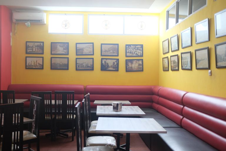 RedDoorz Plus near Senen, Central Jakarta