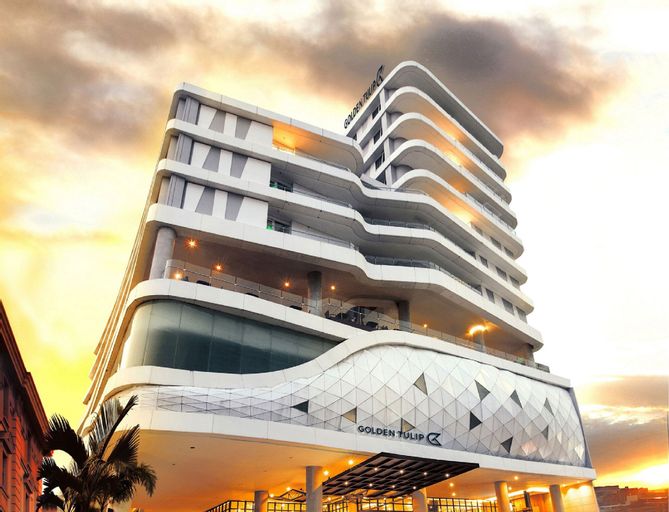 Golden Tulip Pontianak, Pontianak
