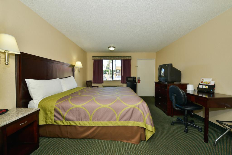 Hotel Seville, San Bernardino