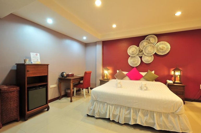 Lullaby Inn Silom, Bang Rak