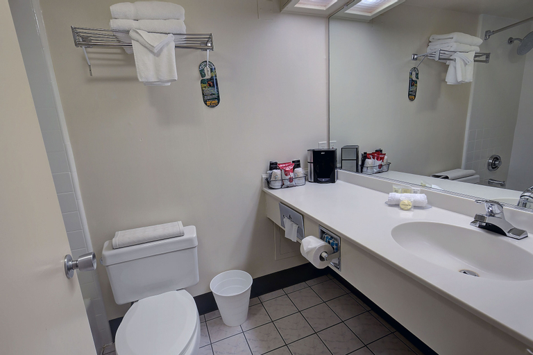 Bonanza Inn & Suites, Sutter