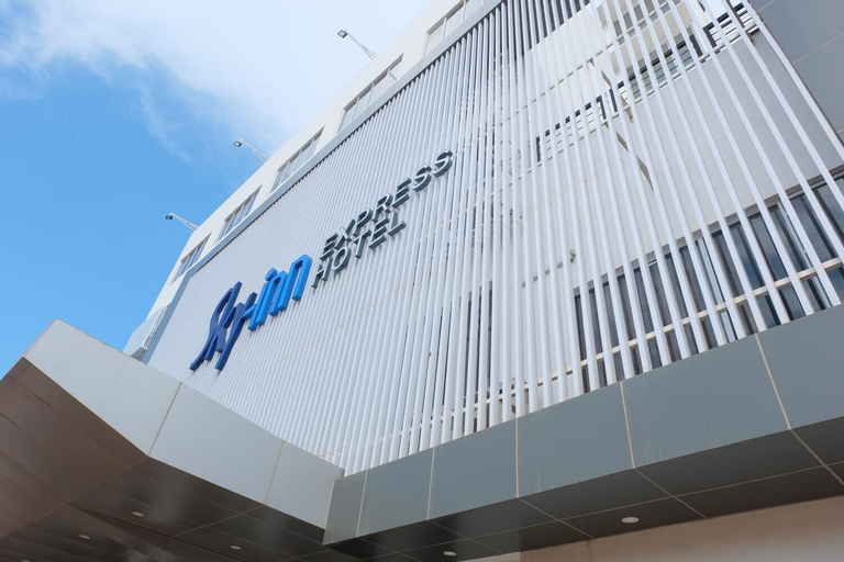 OS Hotel Airport Batam ( FKA Sky Inn Express Hotel ), Batam