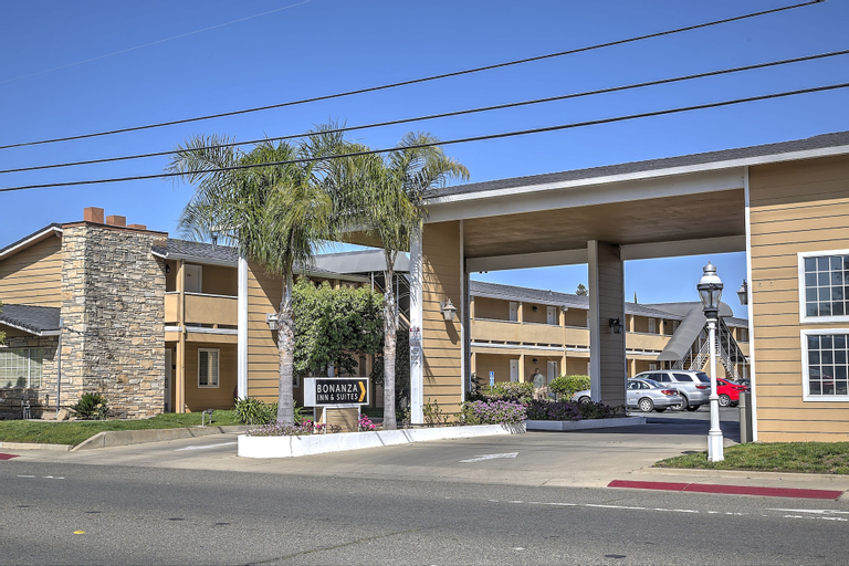 Bonanza Inn & Suites, Sutter