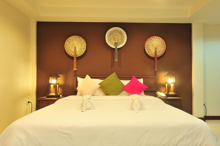 Lullaby Inn Silom, Bang Rak