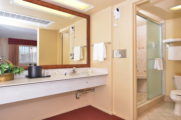 Best Western Plus King's Inn & Suites, Mohave