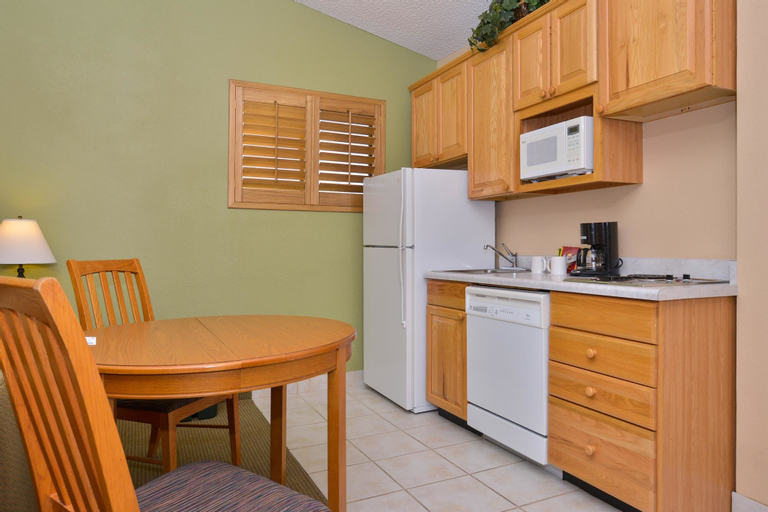 Best Western Plus King's Inn & Suites, Mohave