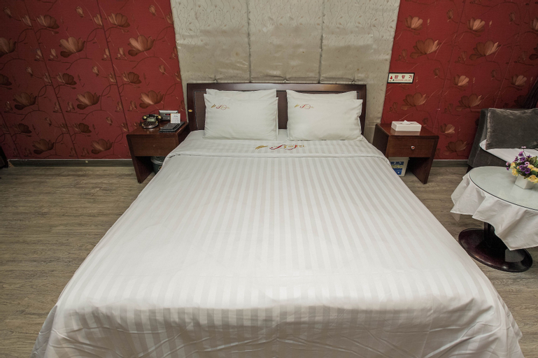 Cheonan B Hotel, Cheonan