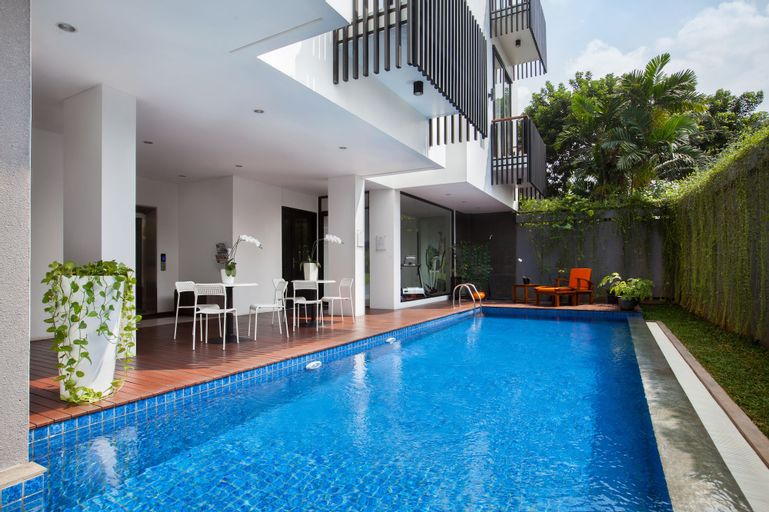 White Tree Residence, Jakarta Selatan