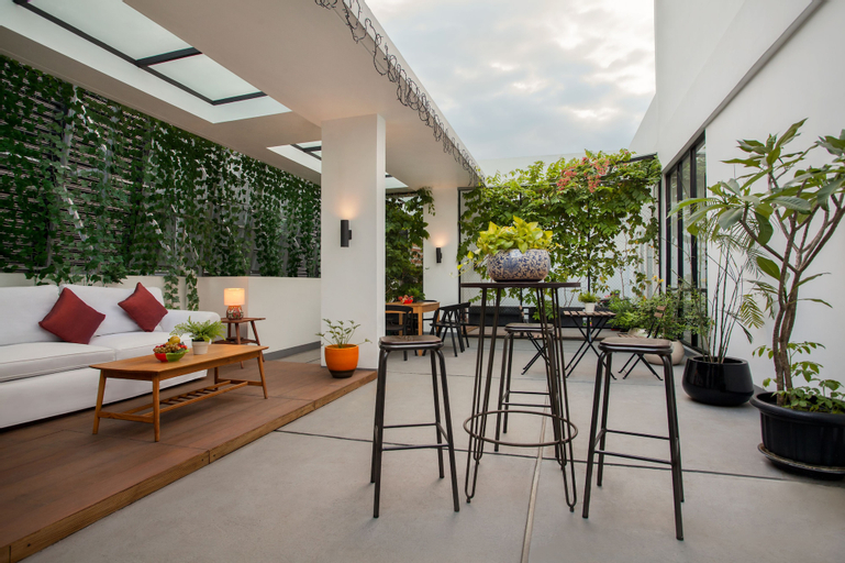 White Tree Residence, Jakarta Selatan