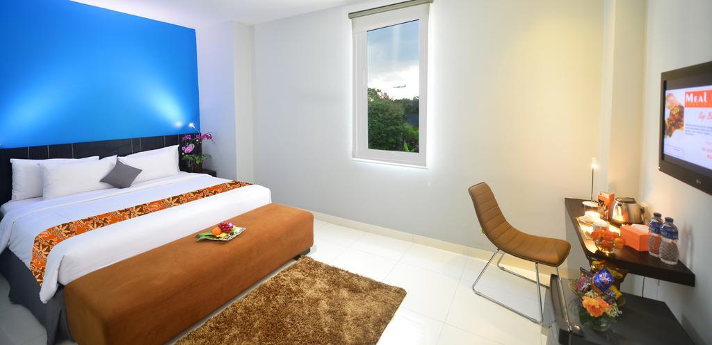 J Hotel Soekarno Hatta, Tangerang