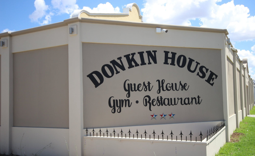 Donkin House, Central Karoo