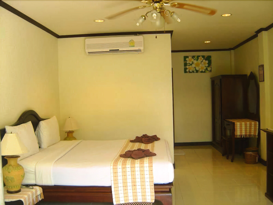 Lucky Mother Bungalow 2 Chaweng Beach, Ko Samui