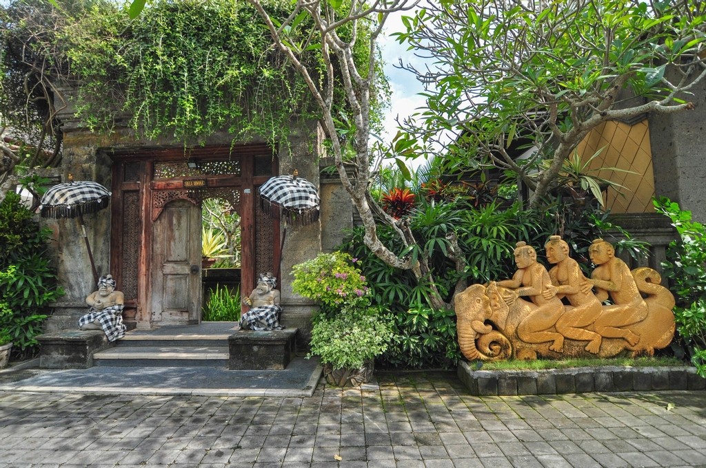 Arwana Estate, Badung