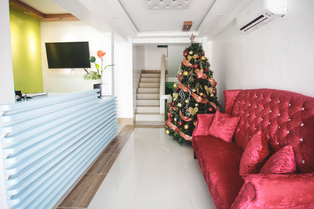 Boracay Grace Hotel, Malay